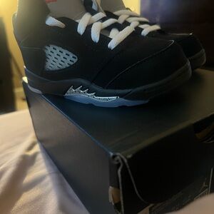 Brand new, Jordan 5 retro! Never worn. Toddler size 8C. Comes with box